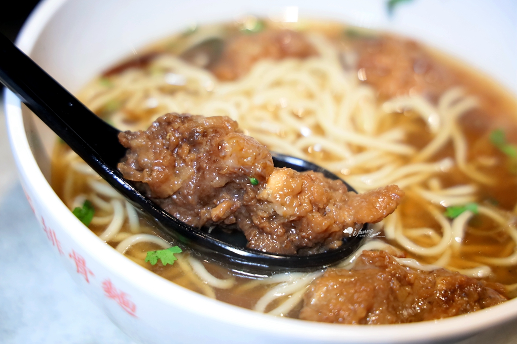 彰化員林 | 魚滿堂豐原排骨酥 30多年老店 排骨肉多湯鮮味美 超人氣好店 - ifunny 彰化員林 | 魚滿堂豐原排骨酥 30多年老店 排骨肉多湯鮮味美 超人氣好店 - ifunny