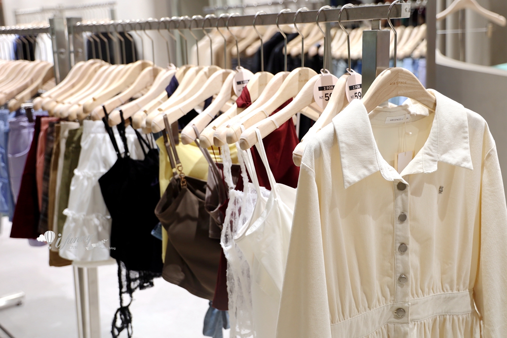 大江購物中心2025最美室內聖誕車站 百大新櫃開幕/聖誕交換禮物 全國獨家全年免費停車的悠遊遊逛街城 - ifunny 大江購物中心2025最美室內聖誕車站 百大新櫃開幕/聖誕交換禮物 全國獨家全年免費停車的悠遊遊逛街城 - ifunny