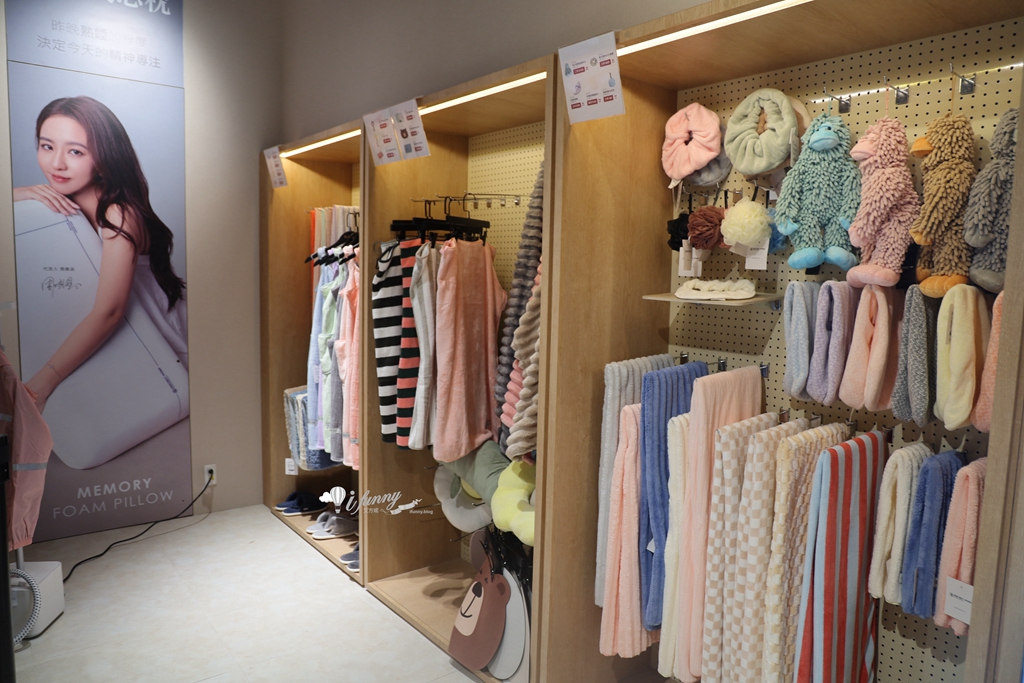 大江購物中心2025最美室內聖誕車站 百大新櫃開幕/聖誕交換禮物 全國獨家全年免費停車的悠遊遊逛街城 - ifunny 大江購物中心2025最美室內聖誕車站 百大新櫃開幕/聖誕交換禮物 全國獨家全年免費停車的悠遊遊逛街城 - ifunny