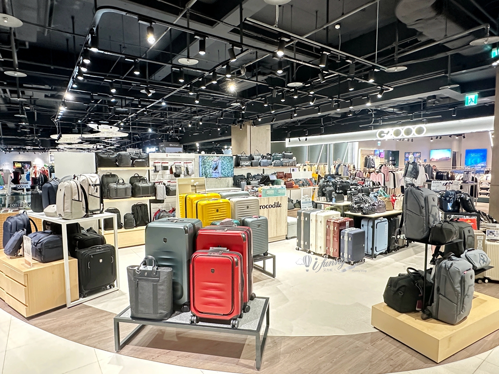 大江購物中心2025最美室內聖誕車站 百大新櫃開幕/聖誕交換禮物 全國獨家全年免費停車的悠遊遊逛街城 - ifunny 大江購物中心2025最美室內聖誕車站 百大新櫃開幕/聖誕交換禮物 全國獨家全年免費停車的悠遊遊逛街城 - ifunny