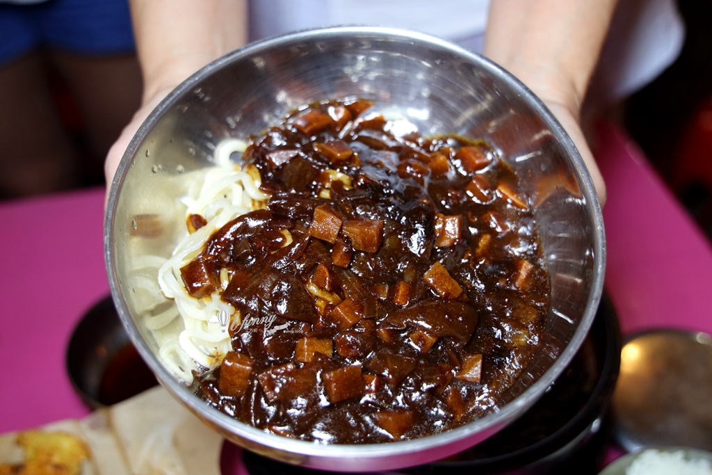 林口韓式料理 | 三清洞韓國路邊小吃攤 還原韓國布帳馬車場景及美食 - ifunny