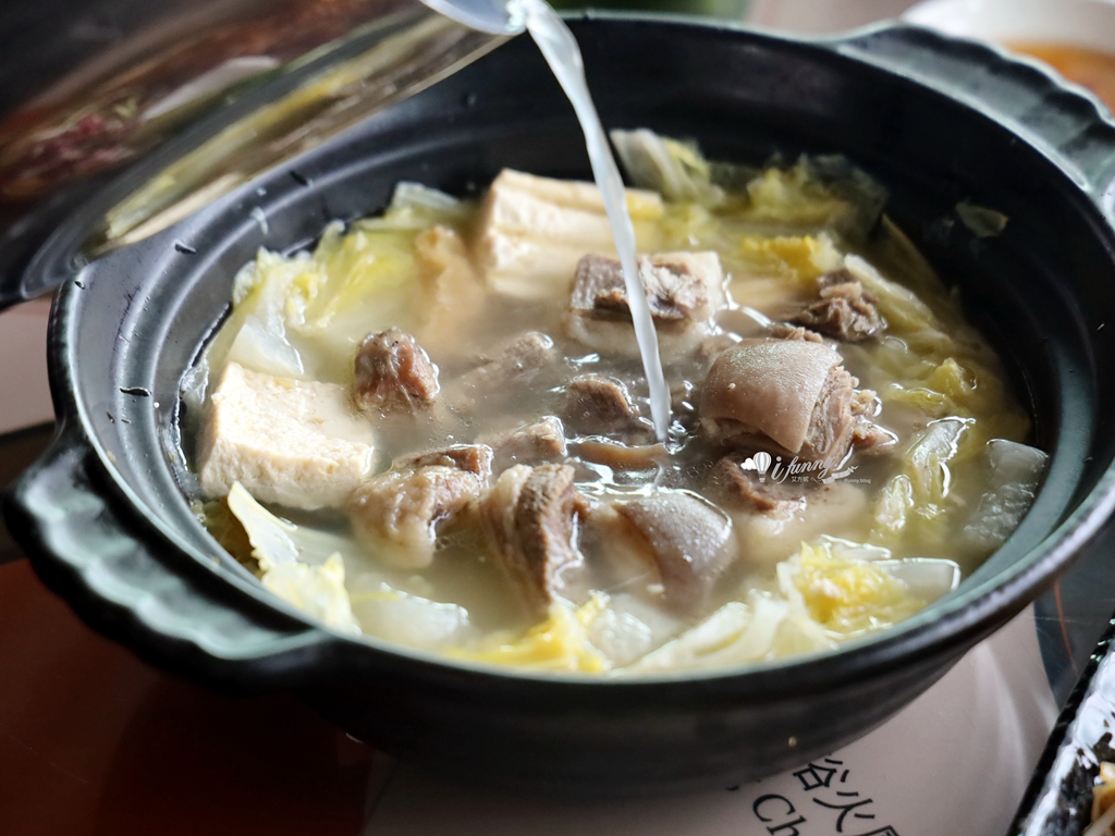 板橋站 | 新北最高花園餐廳 Asia49亞洲料理及酒廊「亞洲鍋物精選」暖心上桌 - ifunny