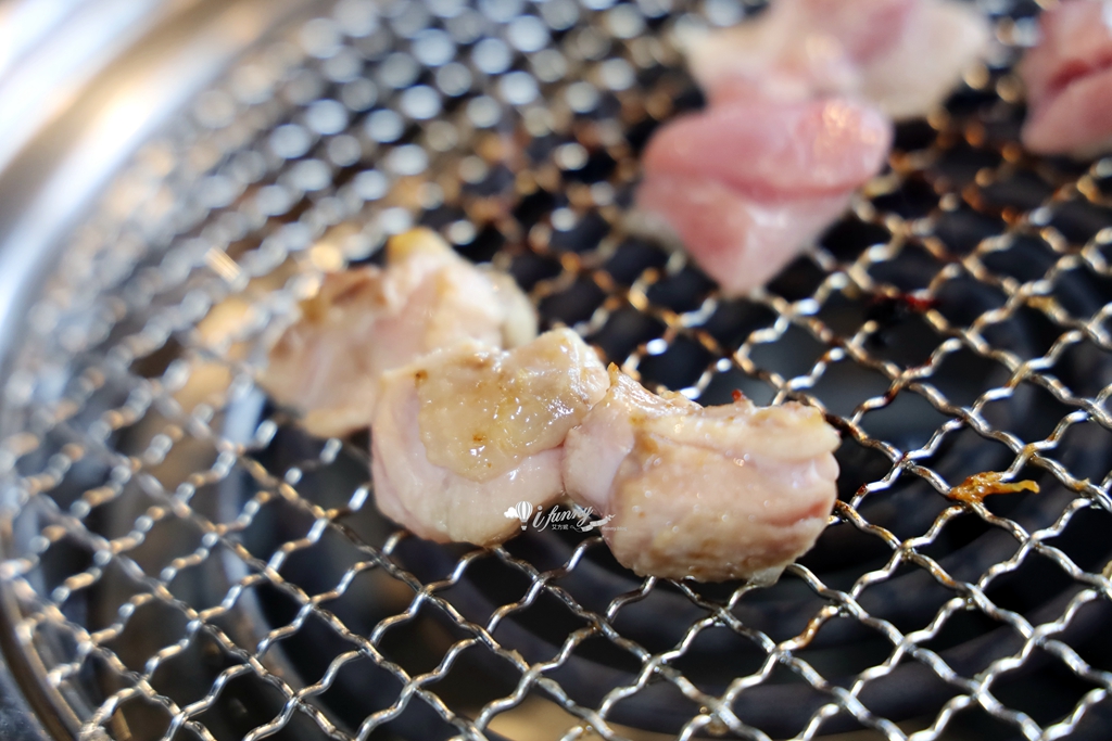 淡水美食 | Haloé 日義燒烤餐酒館 日式優雅遇上義式浪漫 海景與和牛交織的燒烤饗宴 - ifunny