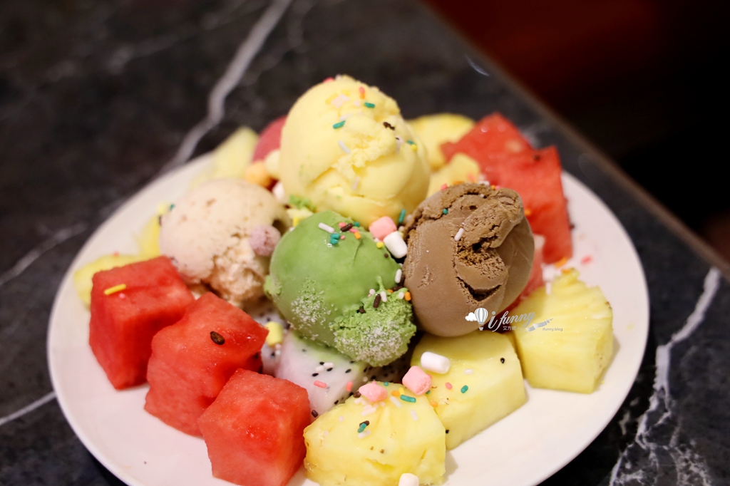 新竹飯店吃到飽 | 煙波新竹湖濱館 莫內饗宴 全明星草莓節 - ifunny 新竹飯店吃到飽 | 煙波新竹湖濱館 莫內饗宴 全明星草莓節 - ifunny