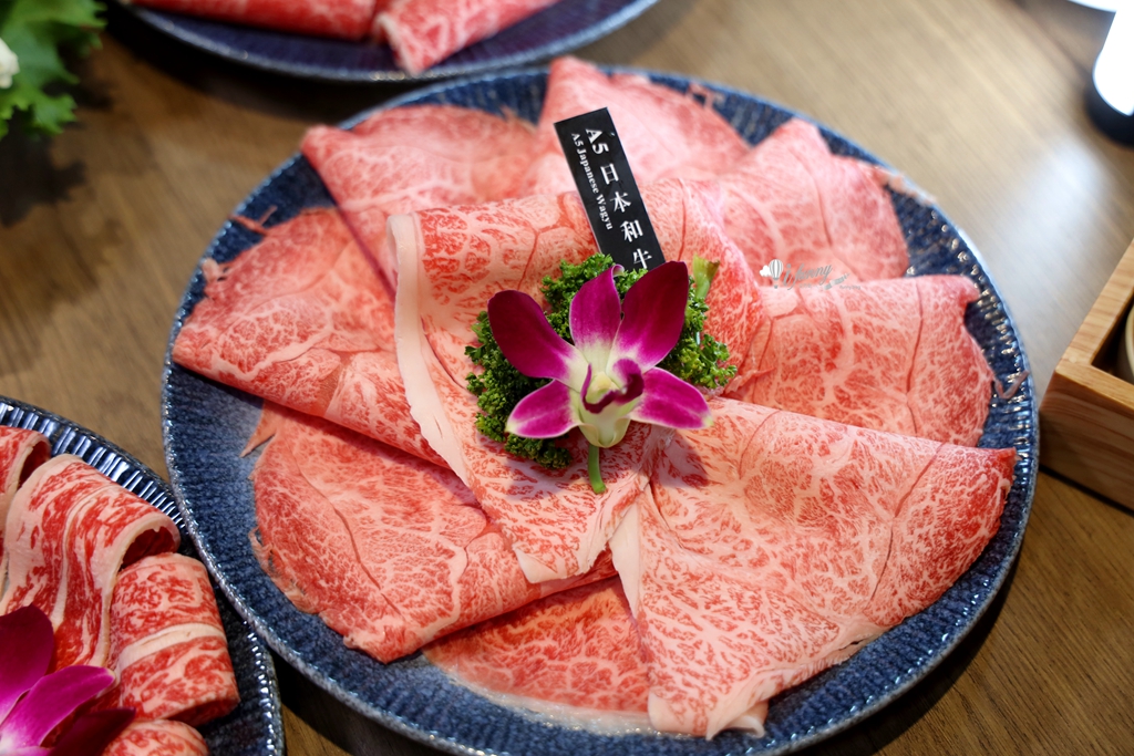 君曜雞湯 | LV雞湯火鍋插旗信義區 台北101最強聚餐火鍋 - ifunny