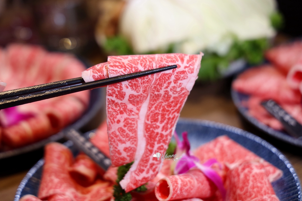 君曜雞湯 | LV雞湯火鍋插旗信義區 台北101最強聚餐火鍋 - ifunny