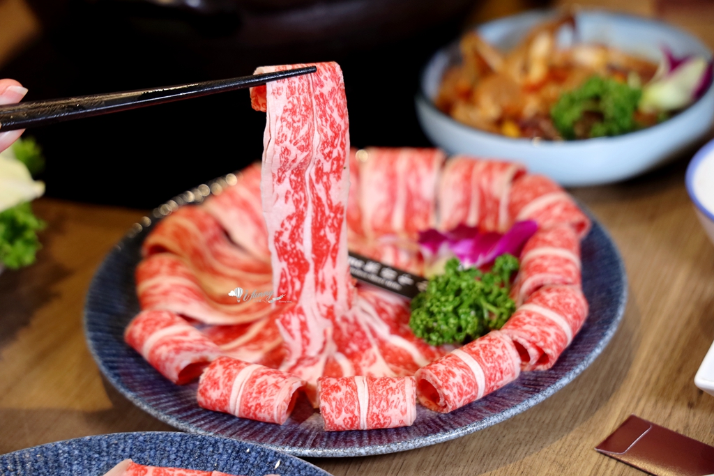 君曜雞湯 | LV雞湯火鍋插旗信義區 台北101最強聚餐火鍋 - ifunny