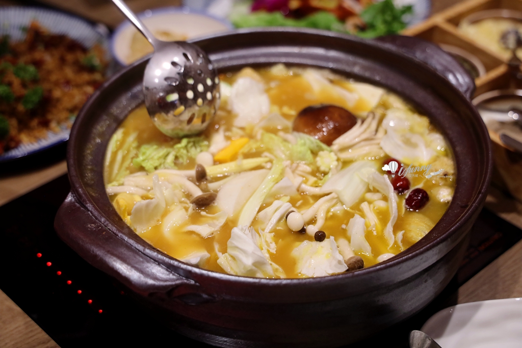 君曜雞湯 | LV雞湯火鍋插旗信義區 台北101最強聚餐火鍋 - ifunny