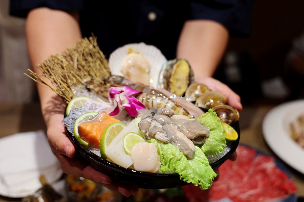 君曜雞湯 | LV雞湯火鍋插旗信義區 台北101最強聚餐火鍋 - ifunny