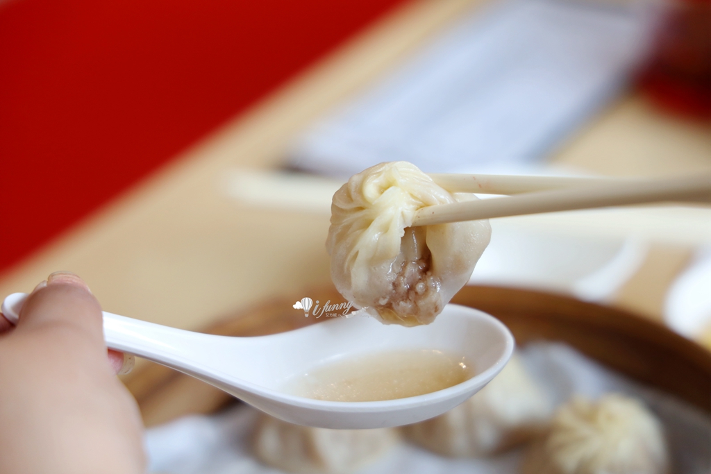 中正紀念堂站 | 黃龍莊 平價小籠湯包、蝦仁炒飯、蝦仁燒賣 - ifunny