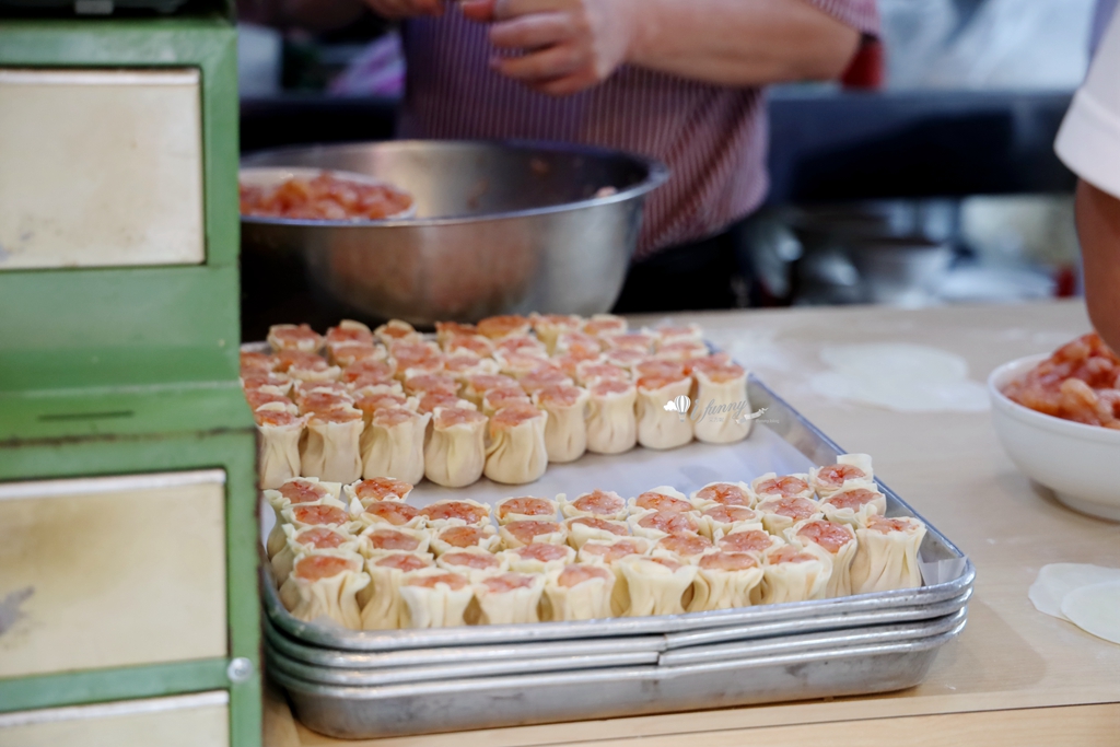 中正紀念堂站 | 黃龍莊 平價小籠湯包、蝦仁炒飯、蝦仁燒賣 - ifunny