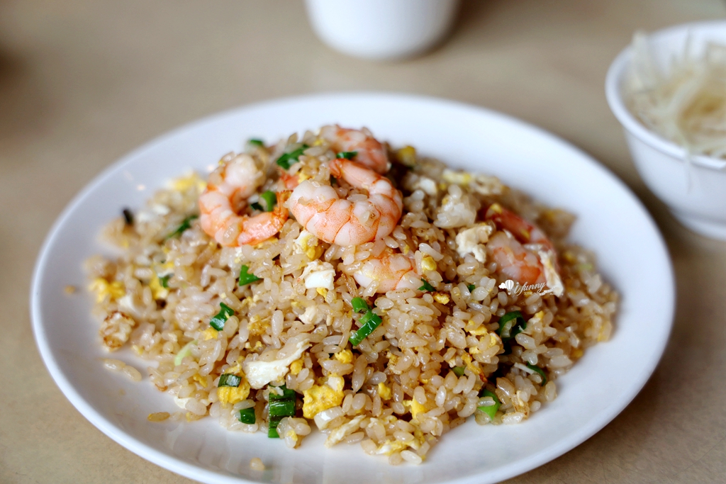 中正紀念堂站 | 黃龍莊 平價小籠湯包、蝦仁炒飯、蝦仁燒賣 - ifunny