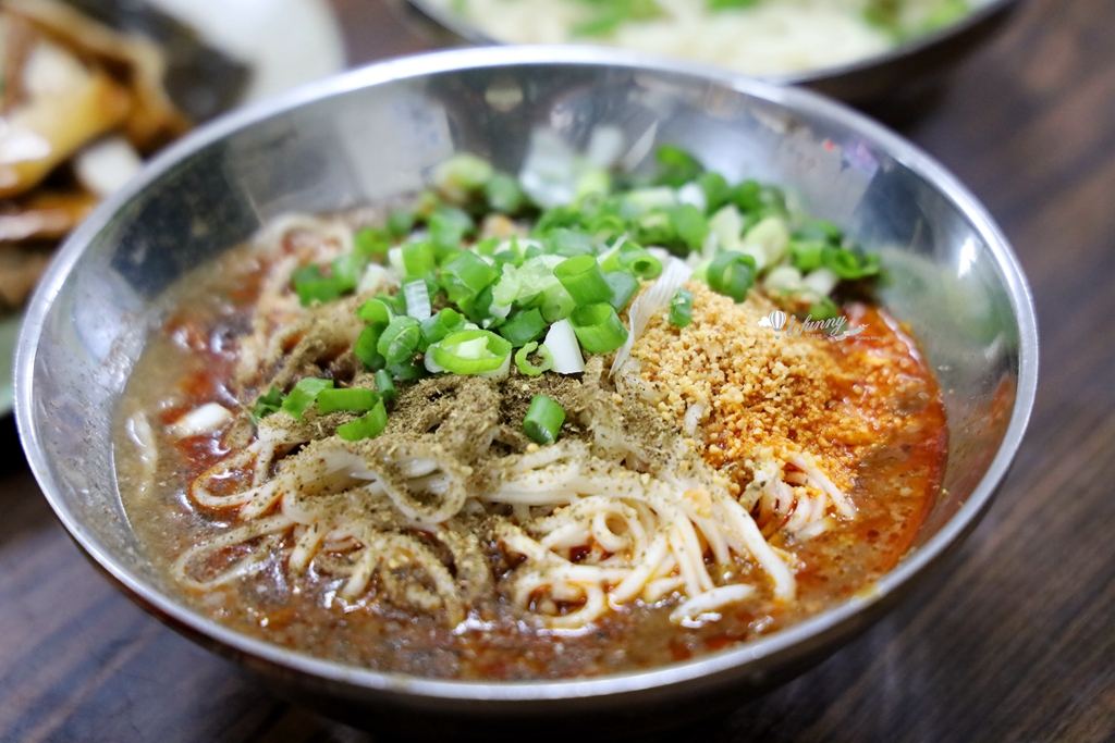 中正紀念堂站 | 老建中麵店 香氣十足的擔擔麵 內用紅茶喝到飽 - ifunny 中正紀念堂站 | 老建中麵店 香氣十足的擔擔麵 內用紅茶喝到飽 - ifunny