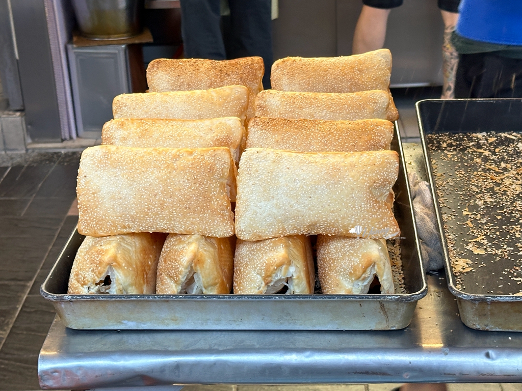 台北中山｜曾家豆漿 超狂人氣現烤蛋塔 燒餅 煎包 - ifunny