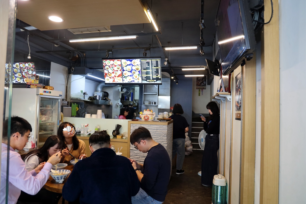 南京復興站 | 大膽牛腩麵 香港正宗清燉牛腩麵 鮮蝦雲吞撈麵 2025年500碗 - ifunny 南京復興站 | 大膽牛腩麵 香港正宗清燉牛腩麵 鮮蝦雲吞撈麵 2025年500碗 - ifunny