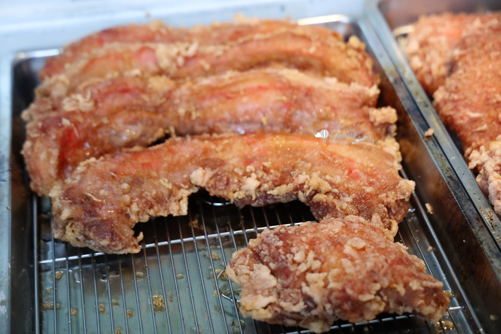 大橋頭站 | 永樂雞捲大王 大稻埕百年老店 雞捲厚實肉條超飽嘴 - ifunny