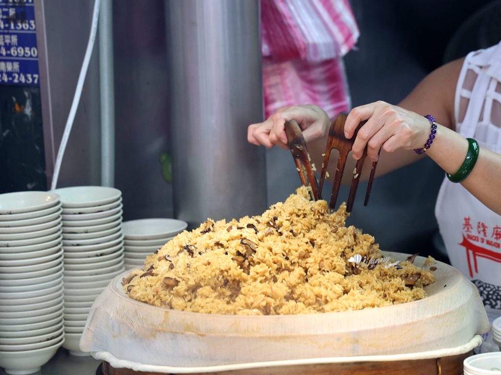 基隆廟口 | 螃蟹羹‧油飯(吳記 第5號攤) 蟹肉滑嫰油飯香 - ifunny 基隆廟口 | 螃蟹羹‧油飯(吳記 第5號攤) 蟹肉滑嫰油飯香 - ifunny