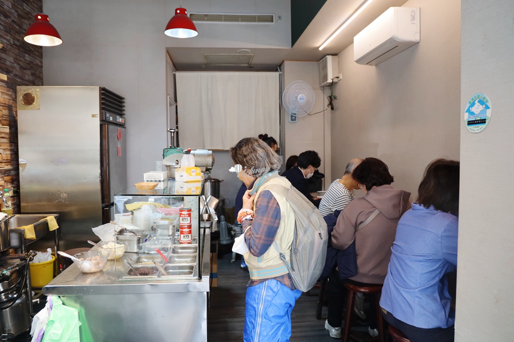 大稻埕 | 呷圓仔甜品 必吃花生圓仔湯 紅豆圓仔湯 燒麻糬 - ifunny