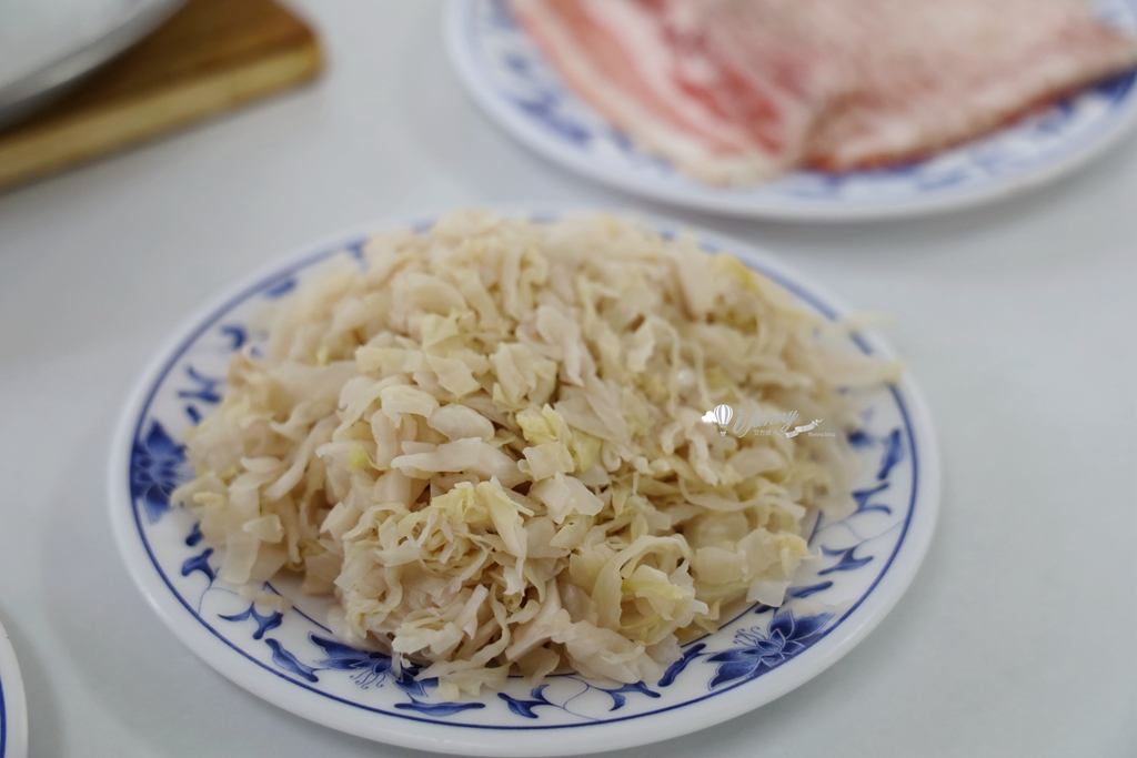 古亭站 | 台電勵進餐廳 台北酸菜白肉鍋吃到飽 一甲子的老台灣味 - ifunny