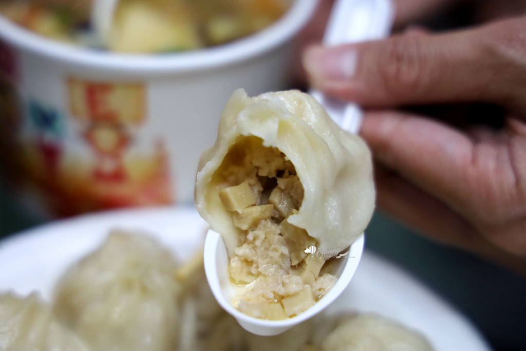 中山國中站 | 發哥筍湯包 上二樓民宅 在別人家客廳用餐 - ifunny