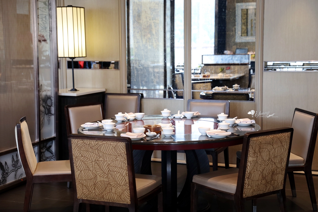 南港站 | 六福萬怡酒店粵亮廣式料理~必吃烤鴨 粵式慢火戰斧牛 琉金龍湯極品鍋 - ifunny 南港站 | 六福萬怡酒店粵亮廣式料理~必吃烤鴨 粵式慢火戰斧牛 琉金龍湯極品鍋 - ifunny