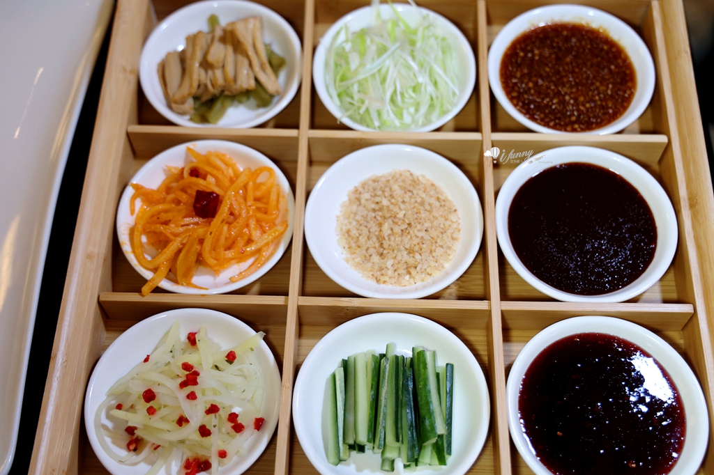 南港站 | 六福萬怡酒店粵亮廣式料理~必吃烤鴨 粵式慢火戰斧牛 琉金龍湯極品鍋 - ifunny 南港站 | 六福萬怡酒店粵亮廣式料理~必吃烤鴨 粵式慢火戰斧牛 琉金龍湯極品鍋 - ifunny