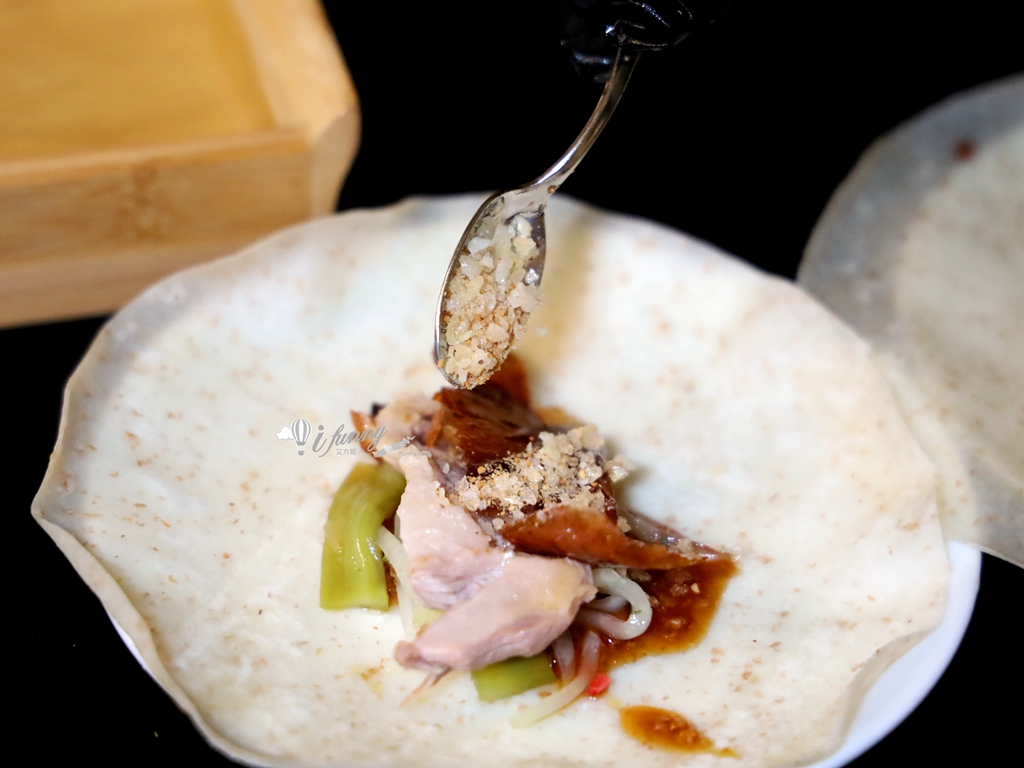 南港站 | 六福萬怡酒店粵亮廣式料理~必吃烤鴨 粵式慢火戰斧牛 琉金龍湯極品鍋 - ifunny 南港站 | 六福萬怡酒店粵亮廣式料理~必吃烤鴨 粵式慢火戰斧牛 琉金龍湯極品鍋 - ifunny