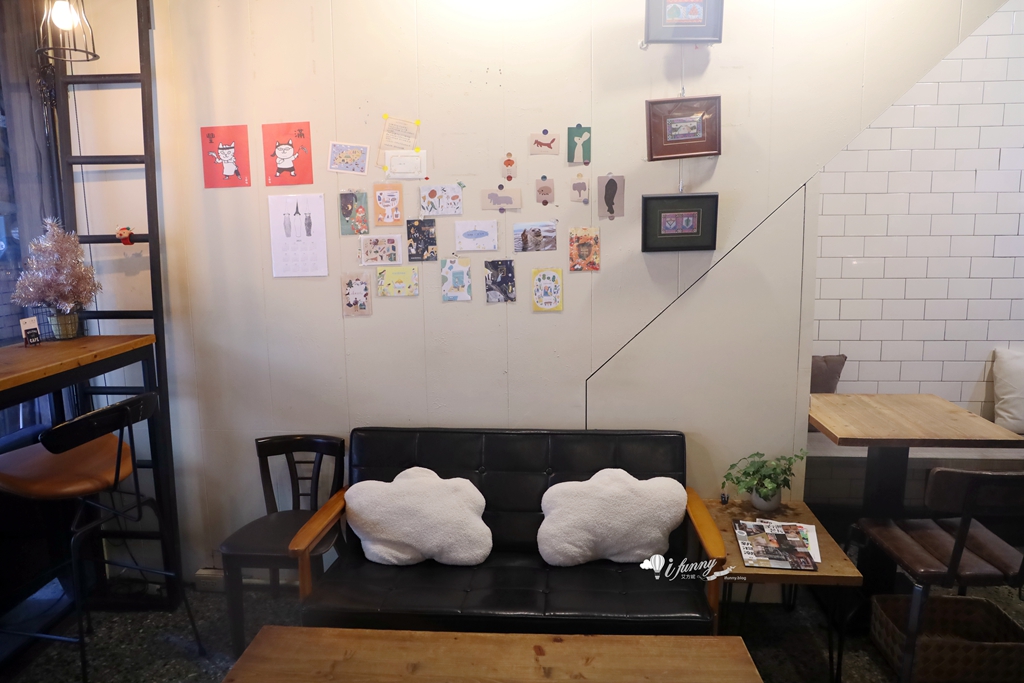 大稻埕 | 小蒔日咖啡 揉合老宅底蘊與現代文青風的咖哩咖啡專賣店 - ifunny