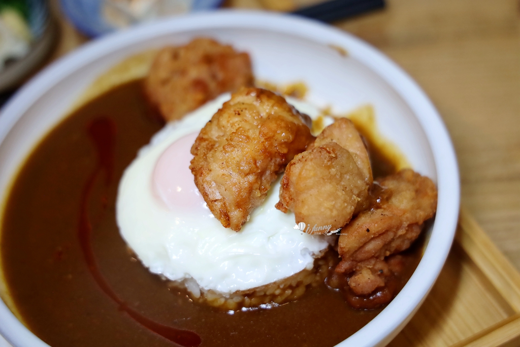 大稻埕 | 小蒔日咖啡 揉合老宅底蘊與現代文青風的咖哩咖啡專賣店 - ifunny