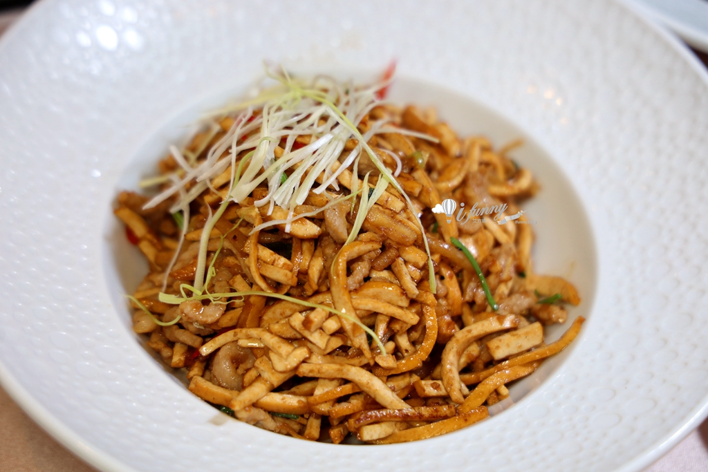 福容台北一館福粵樓 復古港點推車 阿基師坐鎮 平日限定港點68折 - ifunny