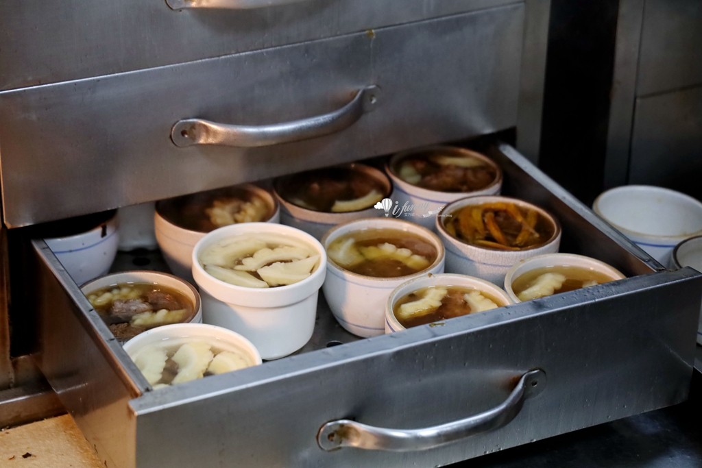 台北101/世貿站 | 陳記米糕 一個人也能吃的佛跳牆 料多實在只要130元 - ifunny