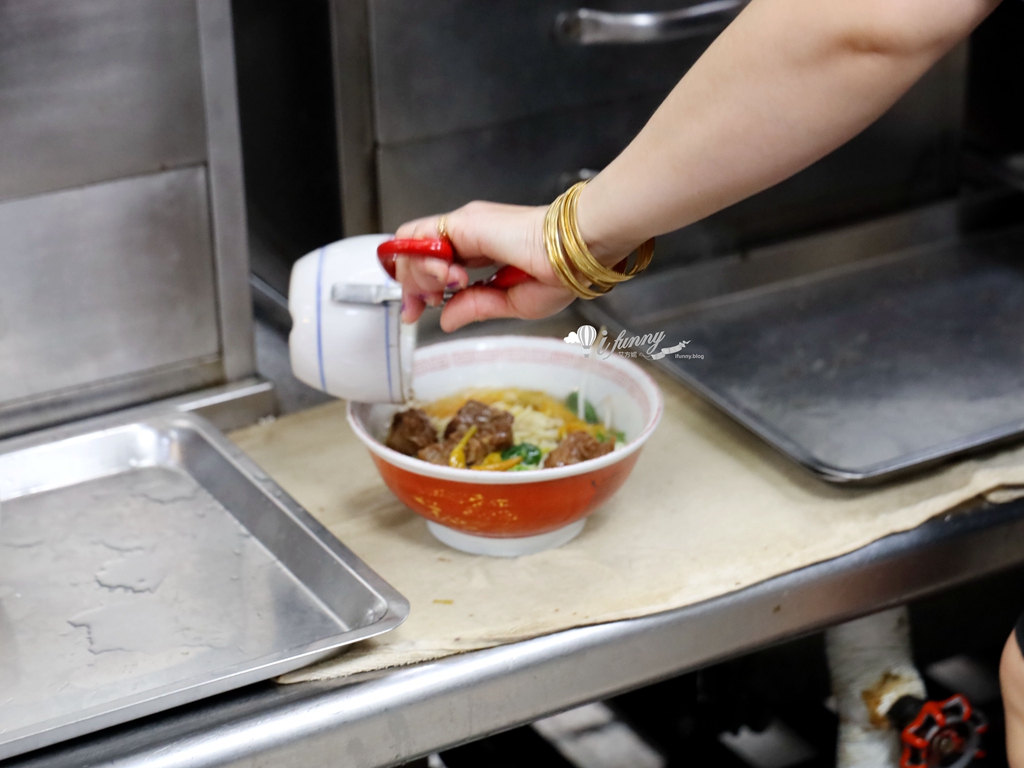 台北101/世貿站 | 陳記米糕 一個人也能吃的佛跳牆 料多實在只要130元 - ifunny