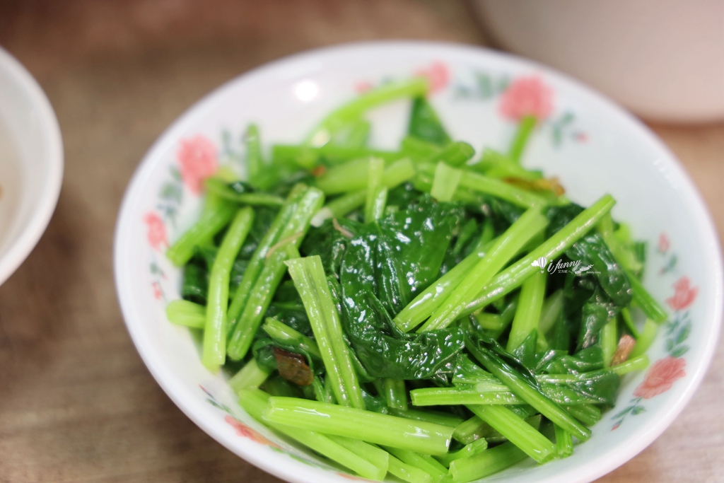 台北101/世貿站 | 陳記米糕 一個人也能吃的佛跳牆 料多實在只要130元 - ifunny