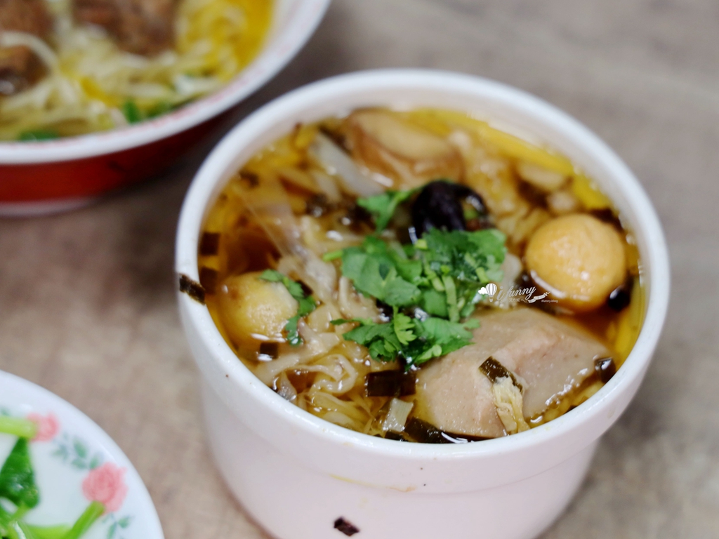 台北101/世貿站 | 陳記米糕 一個人也能吃的佛跳牆 料多實在只要130元 - ifunny