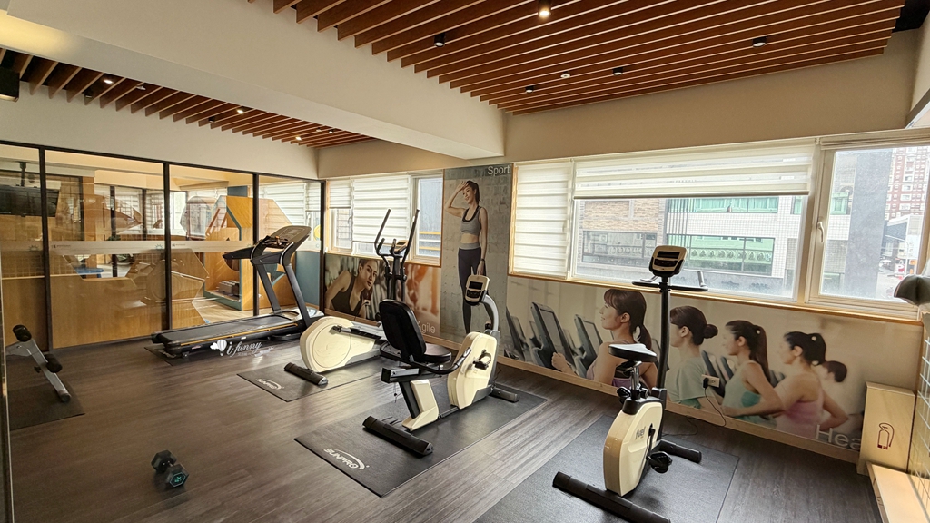 高雄車站住宿 | 鮪魚家族 近六合夜市 中西式早午餐 - ifunny 高雄車站住宿 | 鮪魚家族 近六合夜市 中西式早午餐 - ifunny