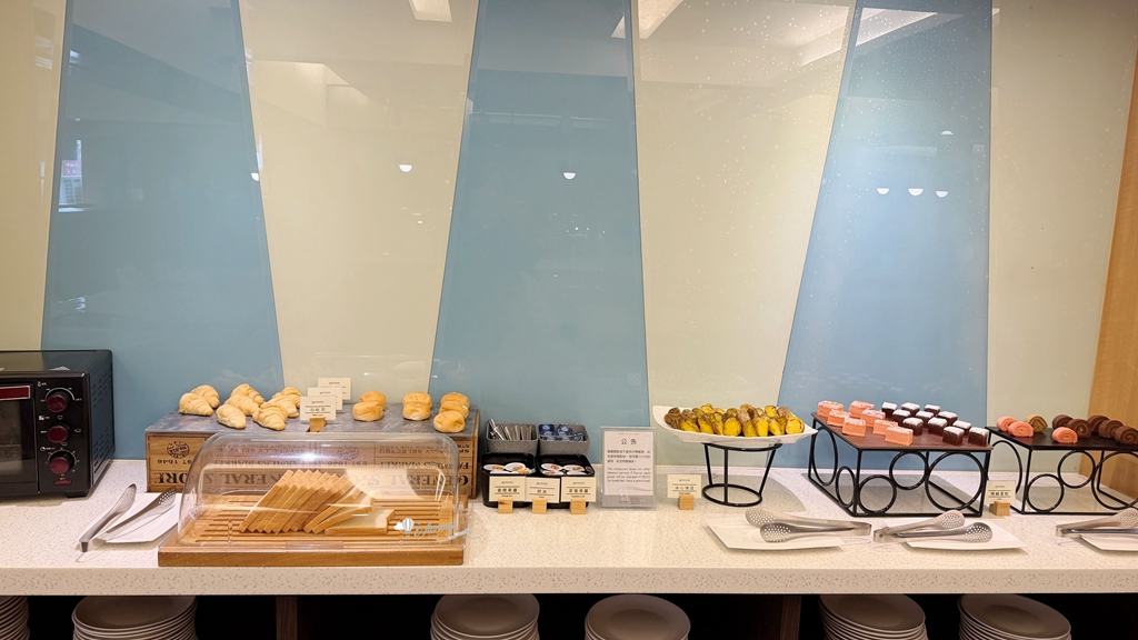 高雄車站住宿 | 鮪魚家族 近六合夜市 中西式早午餐 - ifunny 高雄車站住宿 | 鮪魚家族 近六合夜市 中西式早午餐 - ifunny