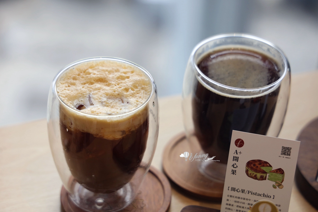 高雄光榮碼頭 | fula coffee芙拉咖啡 巴斯克專門鋪  高流門市 海港玻璃屋咖啡廳 - ifunny