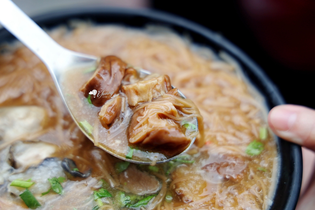 [六張犁站]樂業麵線-料多實在湯頭好的排隊名店 一試就愛上的滷大腸 - ifunny