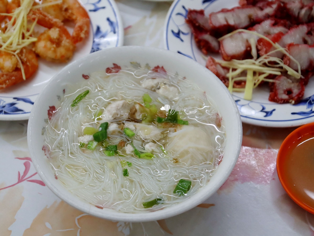 大橋頭站 | 旗魚新竹米粉 延三夜市宵夜美食 3500則評論 有4.1分好評 - ifunny