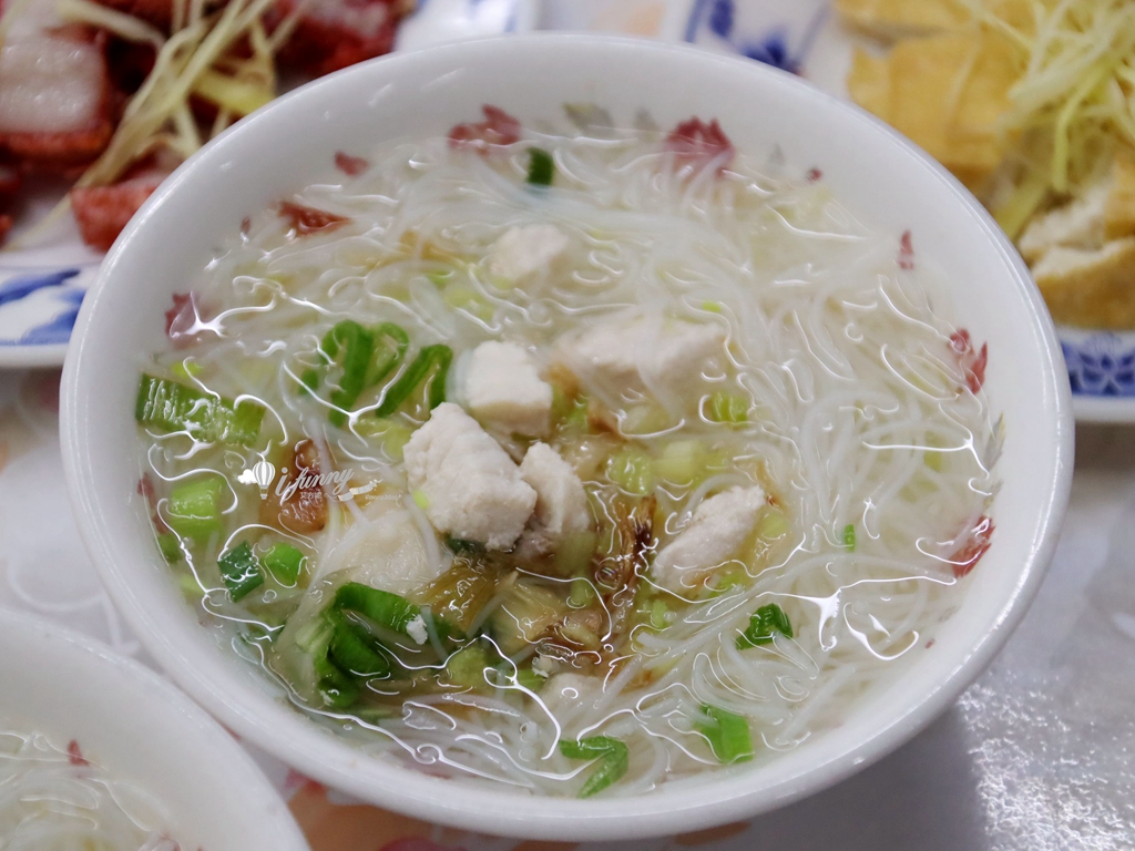 大橋頭站 | 旗魚新竹米粉 延三夜市宵夜美食 3500則評論 有4.1分好評 - ifunny