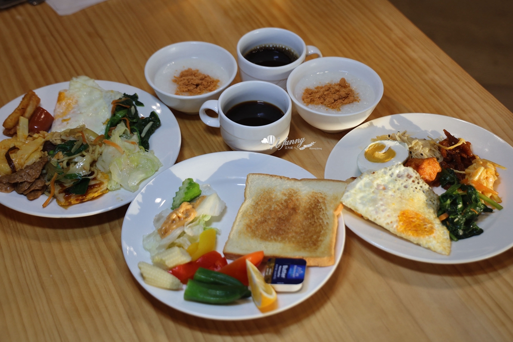 台中住宿推薦 | 禾康商務旅館 寬敞四人房 近捷運備平面停車場 自助式早餐吃到飽 - ifunny