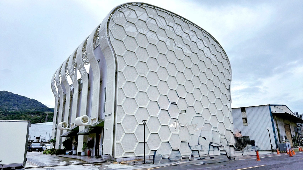 八里新開幕 | 日森生生吐司 以精緻的日式職人技術 打造神級生吐司 - ifunny