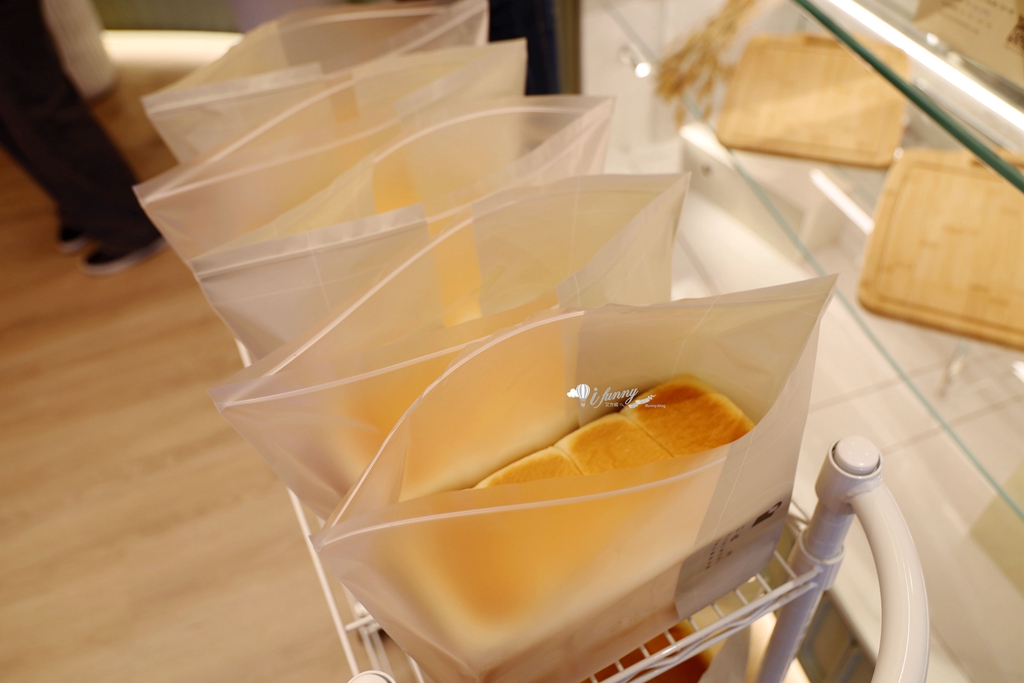 八里新開幕 | 日森生生吐司 以精緻的日式職人技術 打造神級生吐司 - ifunny