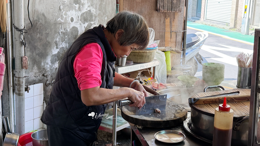 東門站 | 東門無名米粉湯 沒有招牌卻坐滿人 老台北人的早午餐 - ifunny