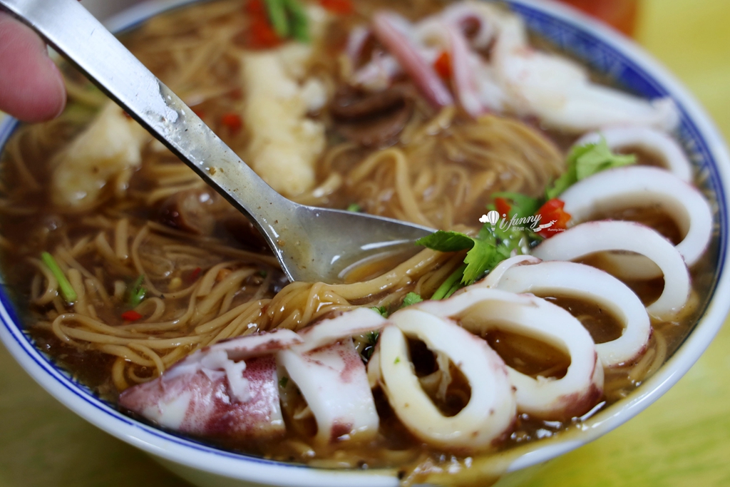 新竹車站美食 | 鴻運小卷麵線 澎湃系麵線 內用還能續麵線 - ifunny 新竹車站美食 | 鴻運小卷麵線 澎湃系麵線 內用還能續麵線 - ifunny