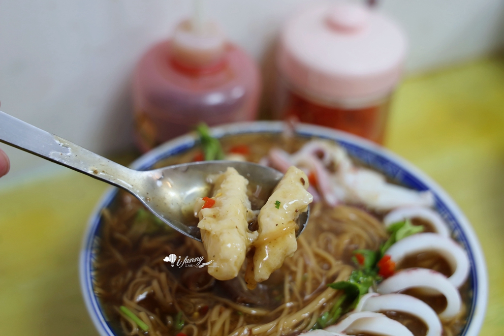 新竹車站美食 | 鴻運小卷麵線 澎湃系麵線 內用還能續麵線 - ifunny 新竹車站美食 | 鴻運小卷麵線 澎湃系麵線 內用還能續麵線 - ifunny