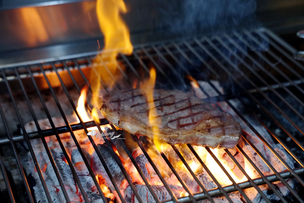 六張犁站 | 亨利客原味炭烤牛排 A5和牛臀心與直火肋眼的極致誘惑 - ifunny 六張犁站 | 亨利客原味炭烤牛排 A5和牛臀心與直火肋眼的極致誘惑 - ifunny