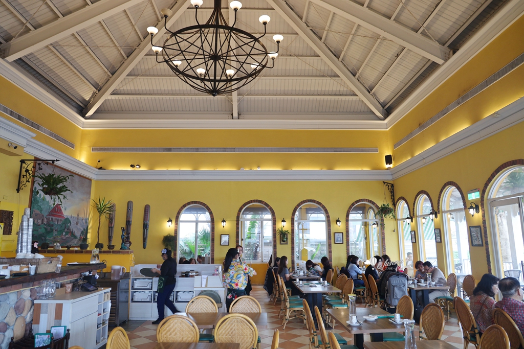 八里美食 | Island小島泰式料理 具南洋氛圍的景觀餐廳 適合多人聚餐 - ifunny