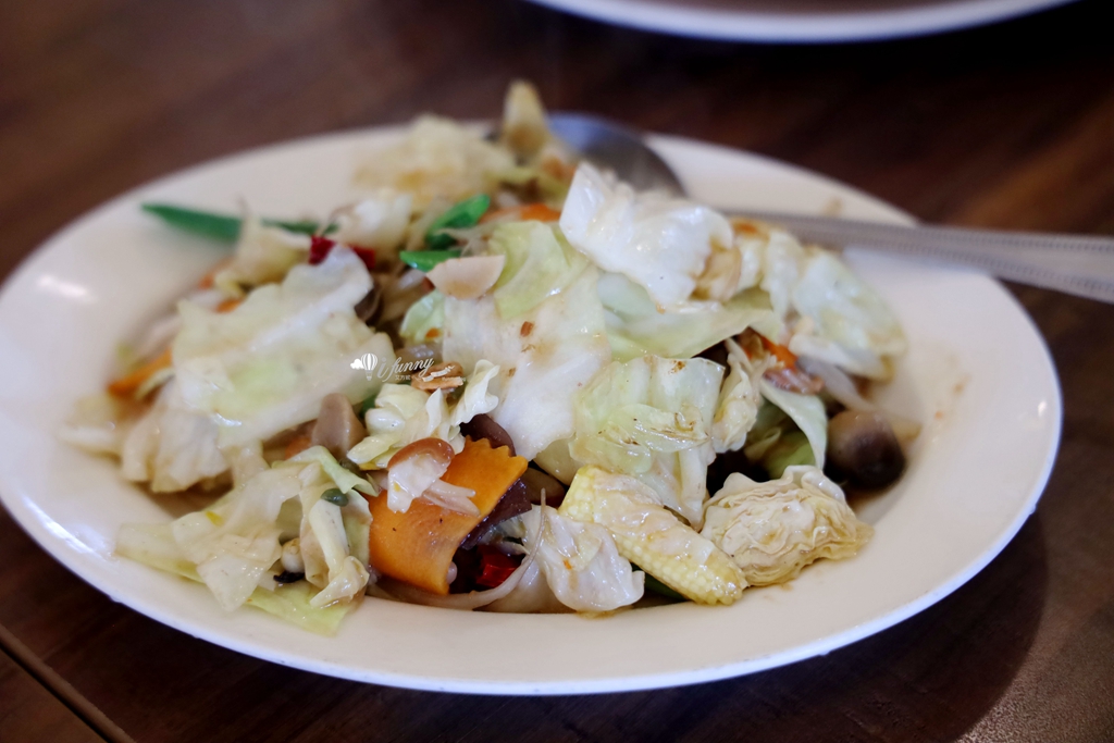 八里美食 | Island小島泰式料理 具南洋氛圍的景觀餐廳 適合多人聚餐 - ifunny