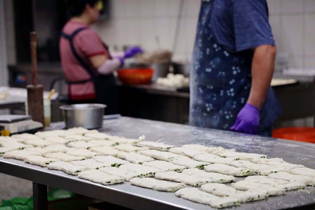 基隆美食 | 阿國碳烤燒餅 在地人及遊客都愛的排隊銅板美食 - ifunny